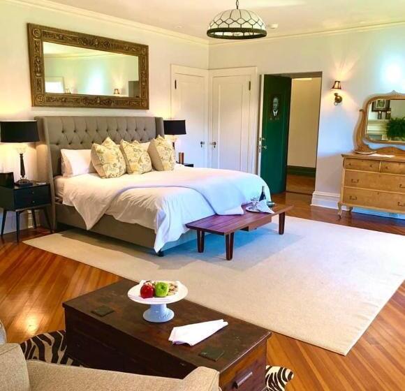 مبيت وإفطار Rushmore Estate