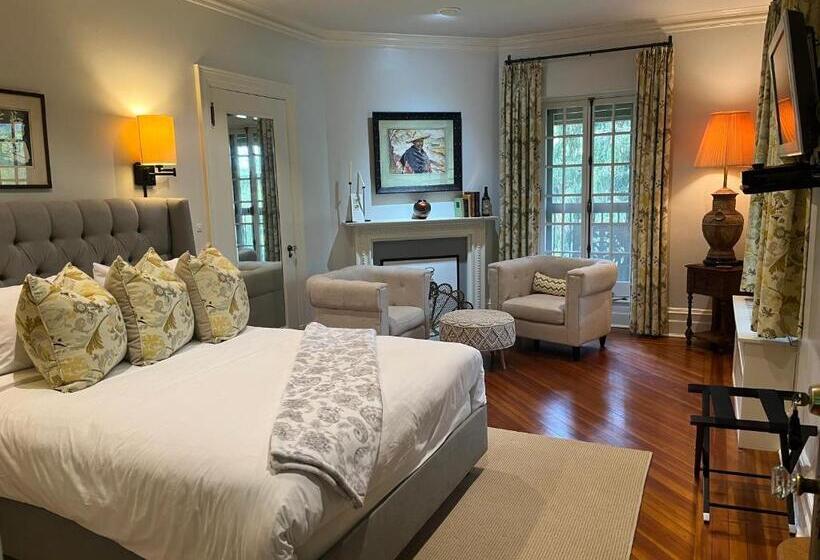 مبيت وإفطار Rushmore Estate