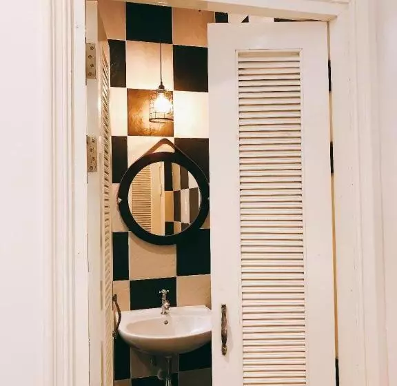 ホテル Khemjit Cafe  And Bed