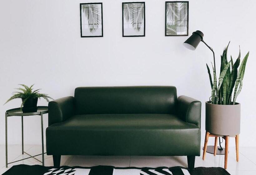 ホテル Khemjit Cafe And Bed