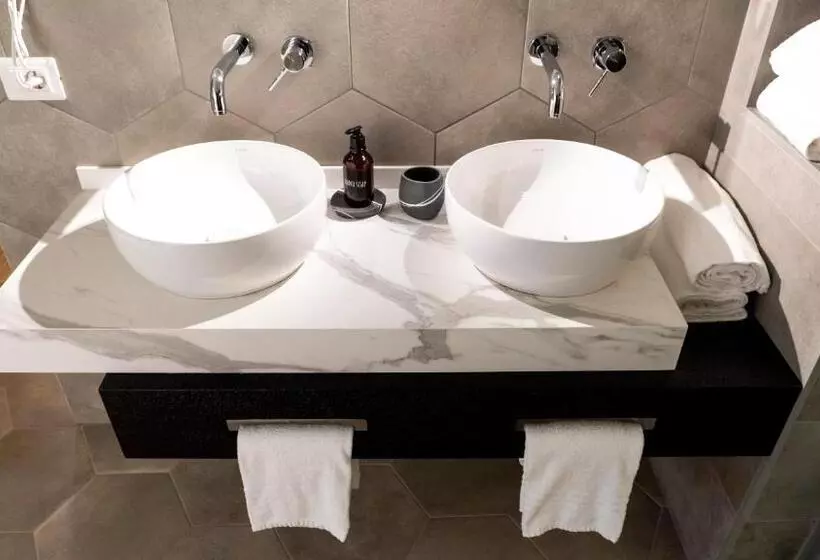 پانسیون Notti D Autore Suites