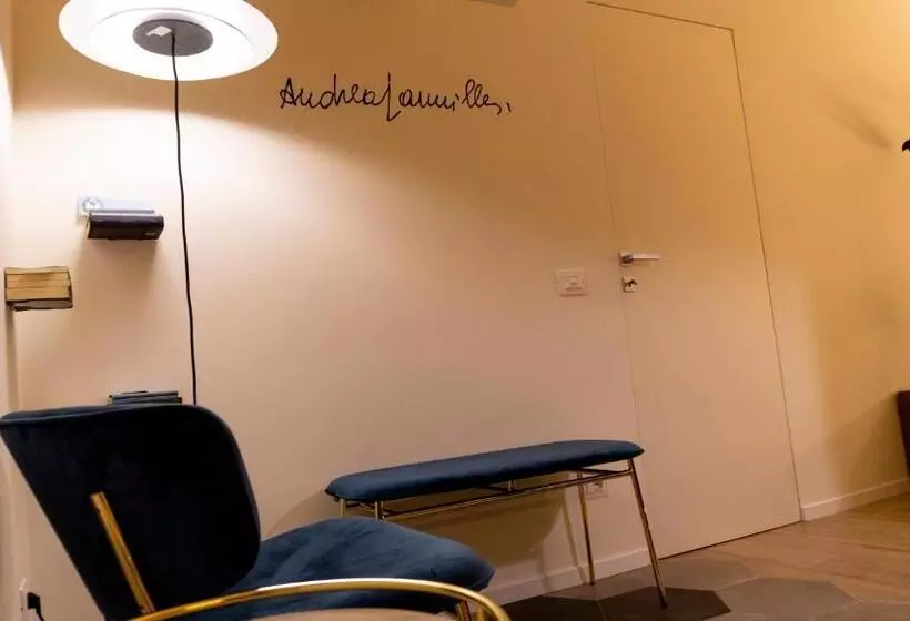 پانسیون Notti D Autore Suites