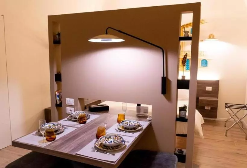 پانسیون Notti D Autore Suites
