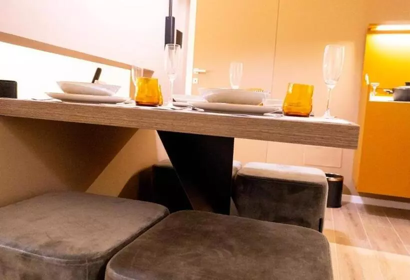 پانسیون Notti D Autore Suites
