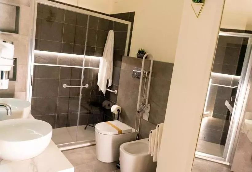 پانسیون Notti D Autore Suites