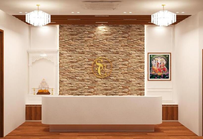 New Hotel Snow Crest