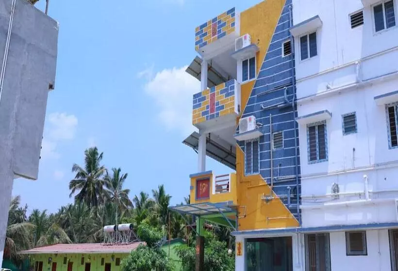 Hotelli Aryas Residency