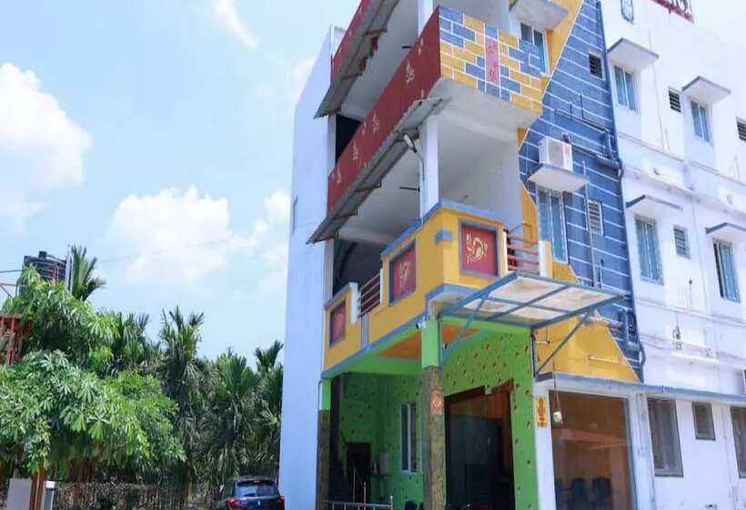 Hotelli Aryas Residency