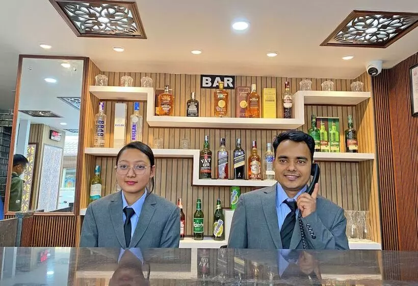 هتل Lumbini Airport