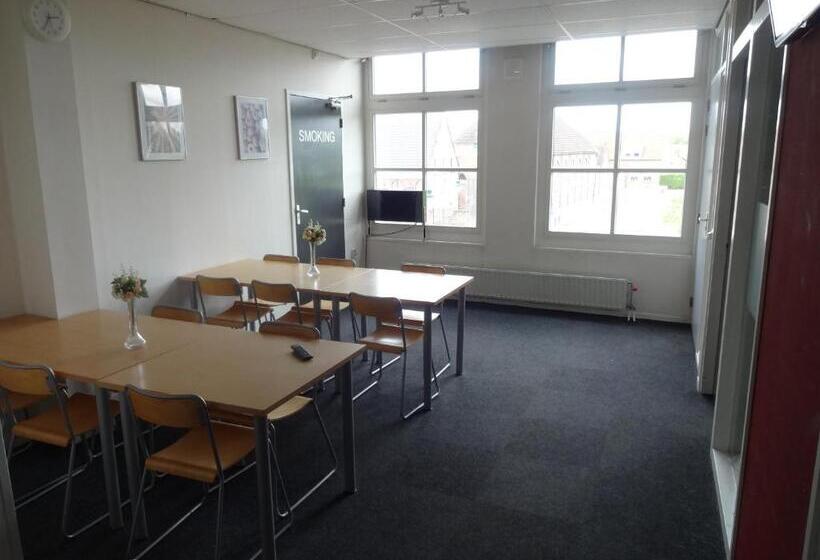 فندق صغير Pension Zevenbergen