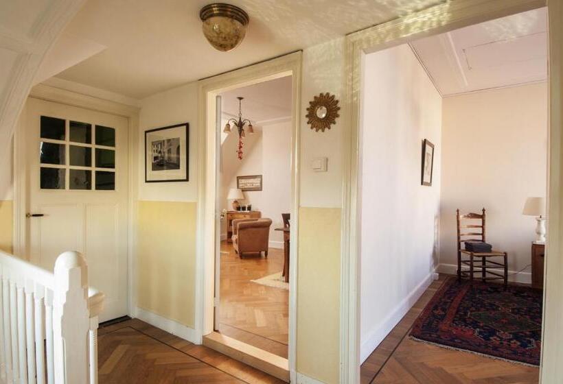 B&b De Schiedamse Suites