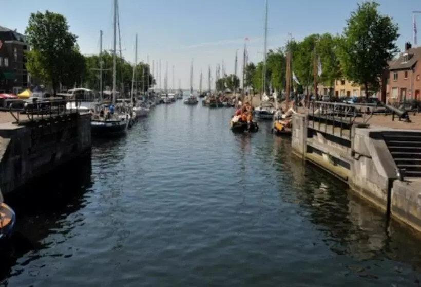 ベッドアンドブレックファースト Logement Hellevoetsluis