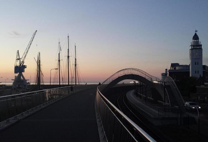 مبيت وإفطار Logies Ommes!