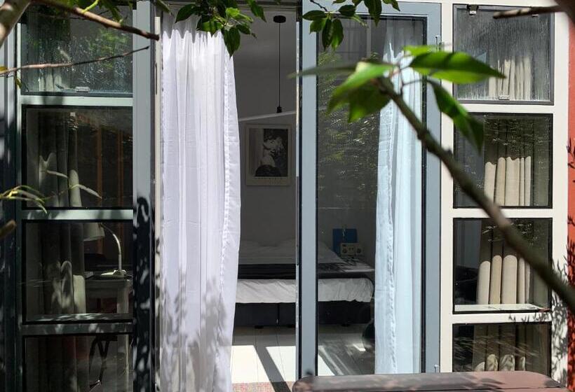 مبيت وإفطار Zocher6 Bnb A Monumental Town House In The City Center