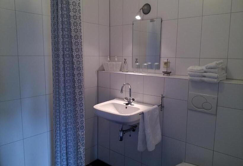 Bed & Breakfast Uiterburen