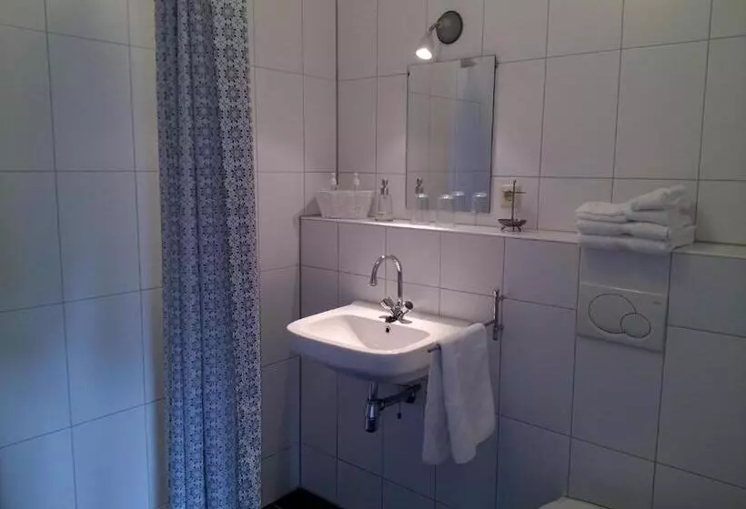 Bed & Breakfast Uiterburen