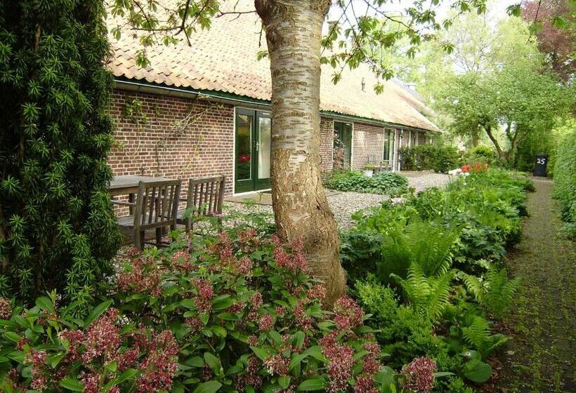 Bed & Breakfast Uiterburen