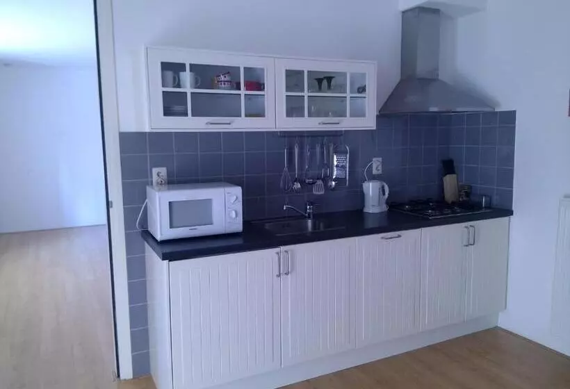 Bed & Breakfast Uiterburen