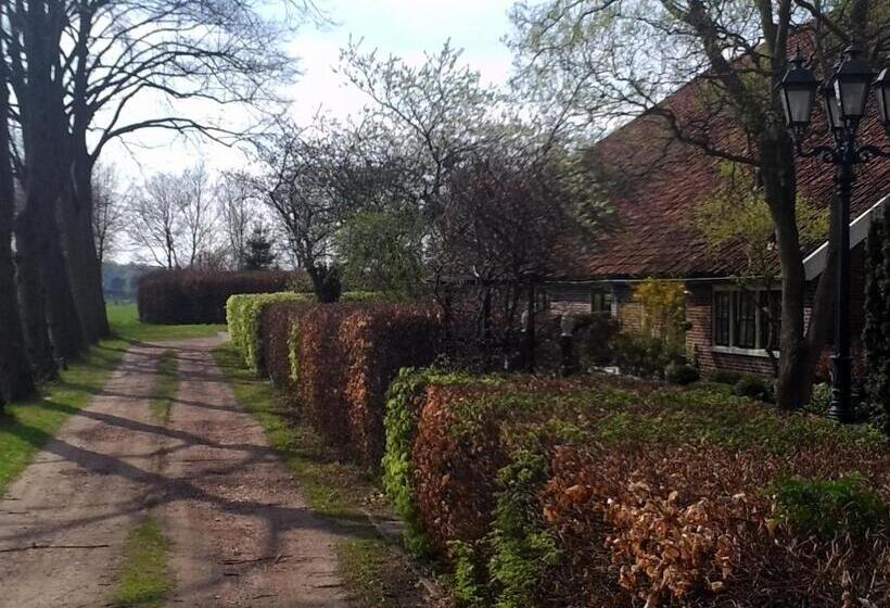 Bed & Breakfast Uiterburen