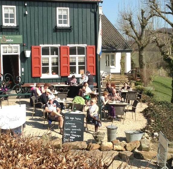 酒店 ,herberg & Appartementen De Smidse