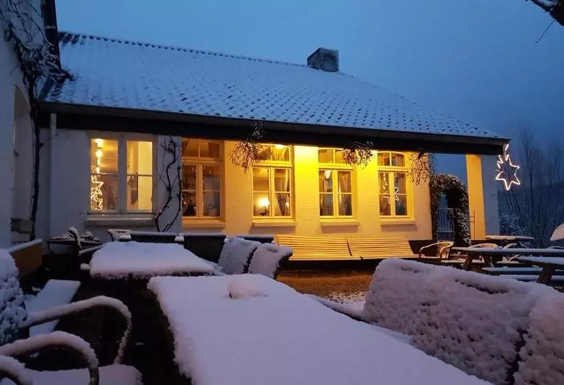 ホテル ,herberg & Appartementen De Smidse