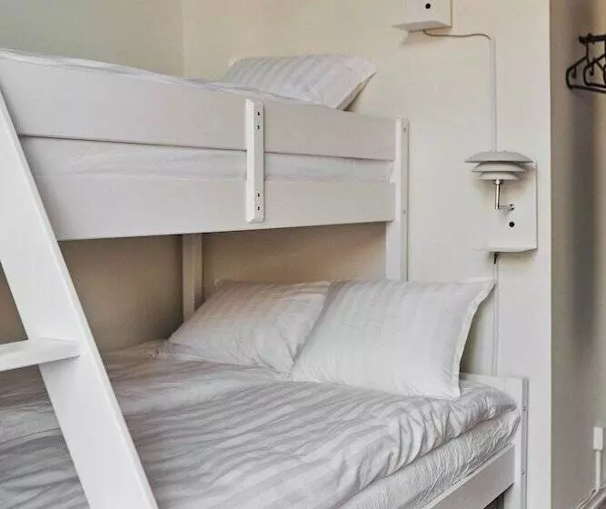 ホテル L Slottsgatan