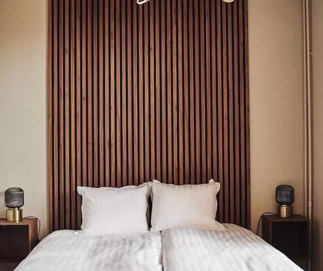 ホテル L Slottsgatan