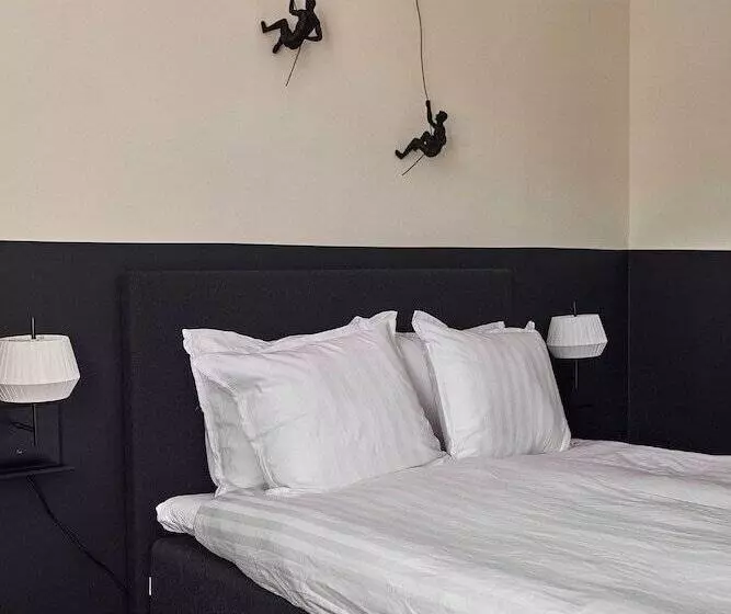 ホテル L Slottsgatan