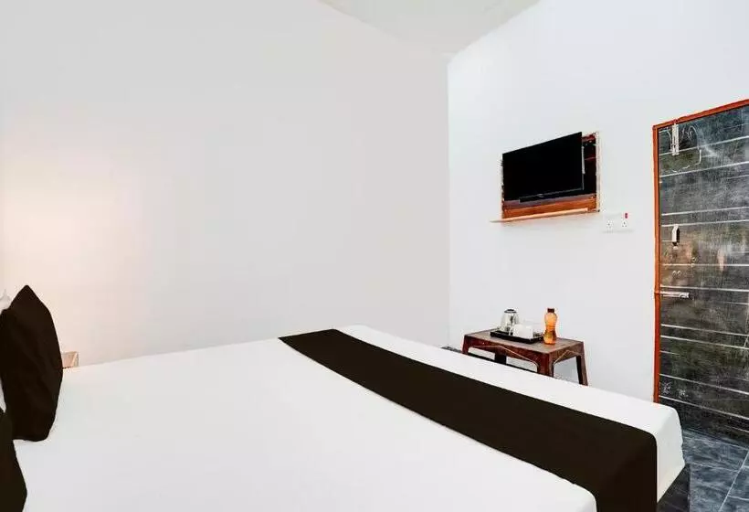 ホテル Oyo Royal Residency