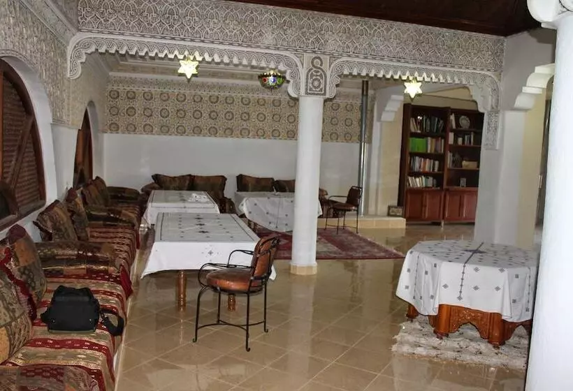 Hotelli Azzaouia Resort & Development