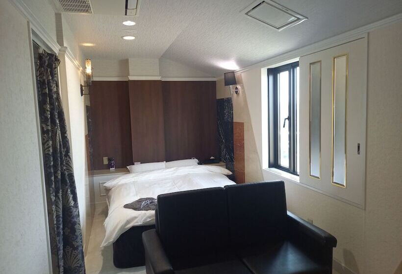 Hotel C Plus   Adult Only