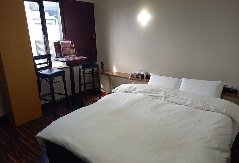 Hotel C Plus   Adult Only