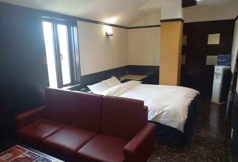 Hotel C Plus   Adult Only