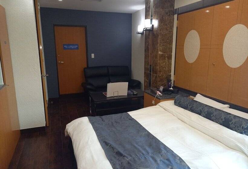 Hotel C Plus   Adult Only