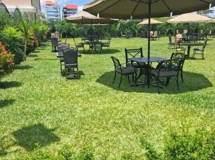 هتل The Sailors Address