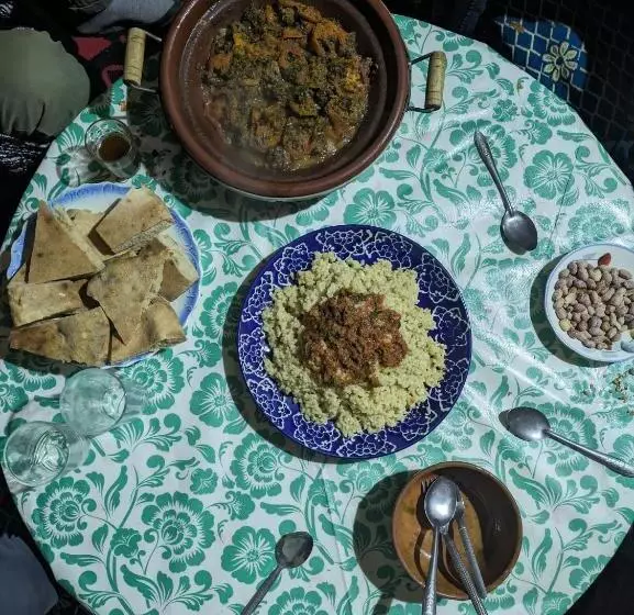 Aamiaismajoitus (B&B) Guest House Nomad Life