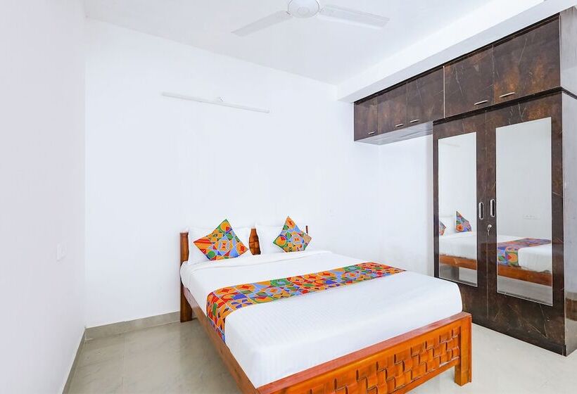 호텔 Fabexpress Kovalam Residency