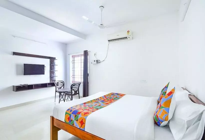 Hotelli Fabexpress Kovalam Residency