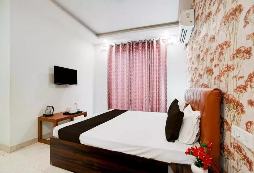 Hotelli Oyo Flagship Alankrita Resort
