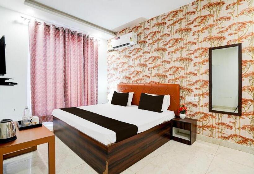 Отель Oyo Flagship Alankrita Resort