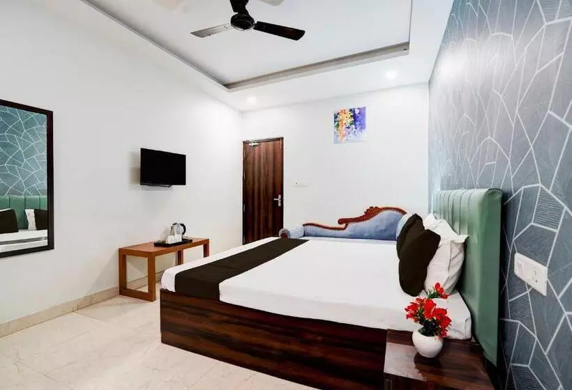 Hotelli Oyo Flagship Alankrita Resort