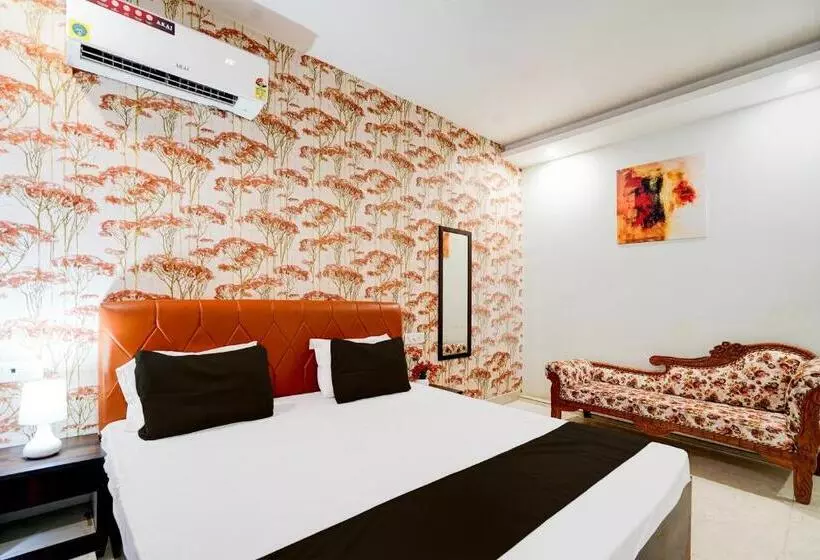 Hotelli Oyo Flagship Alankrita Resort