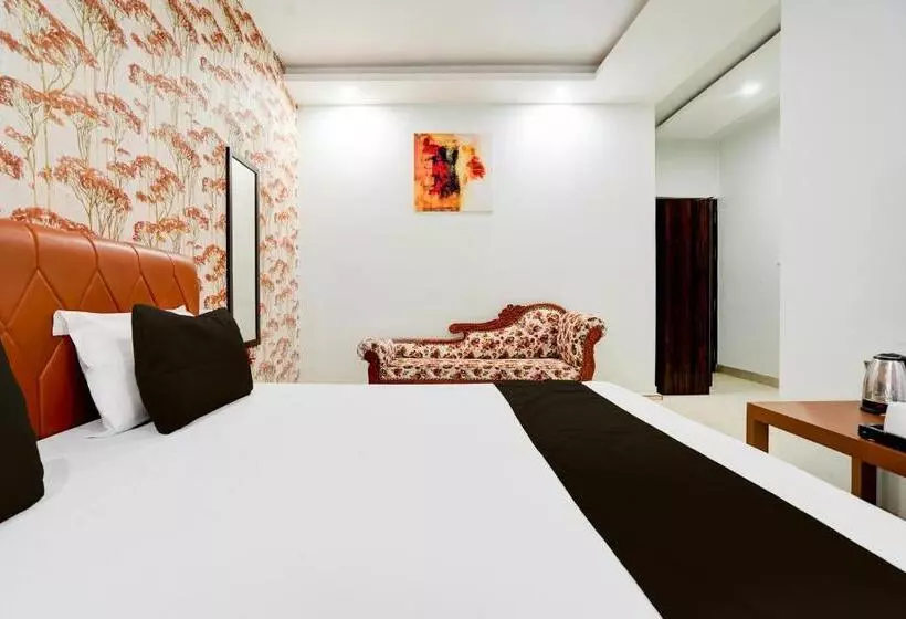 Hotelli Oyo Flagship Alankrita Resort
