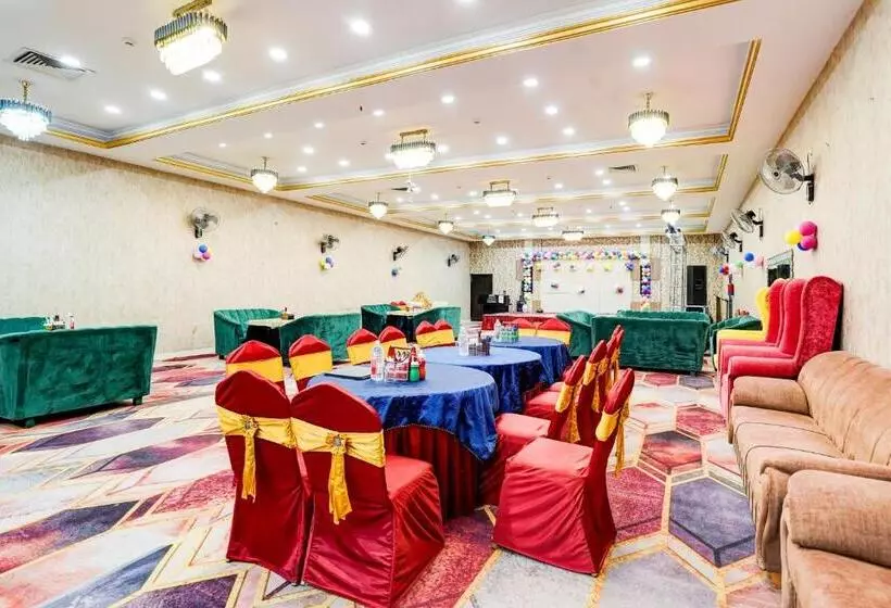 Hotelli Oyo Flagship Alankrita Resort