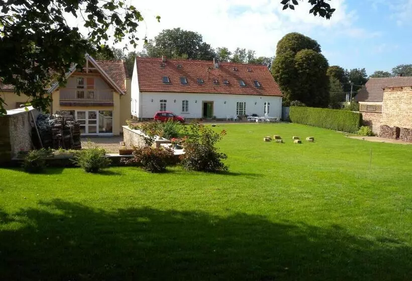 ペンション Penzion Záhornice