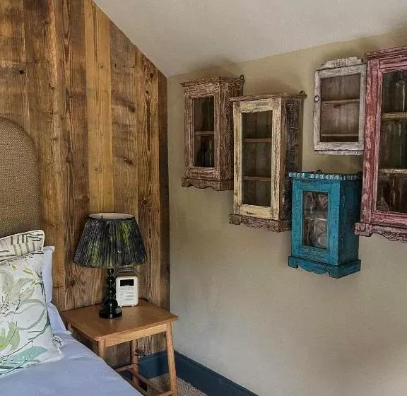 Majatalo The Fitzherbert Farmhouse