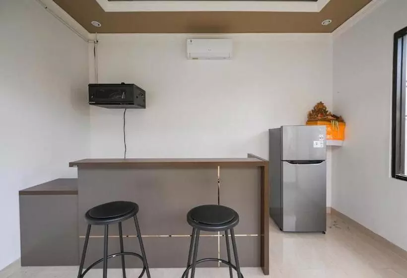 Hotelli Karma Guest House Redpartner