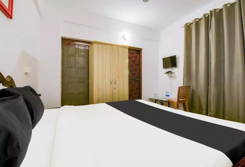 هتل Oyo Flagship Candolim Home Stay