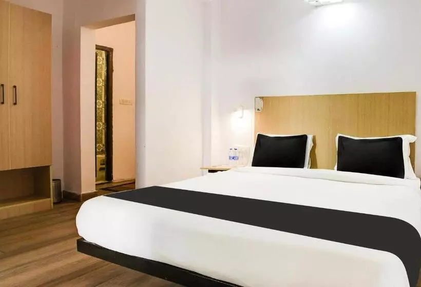 هتل Oyo Flagship Candolim Home Stay