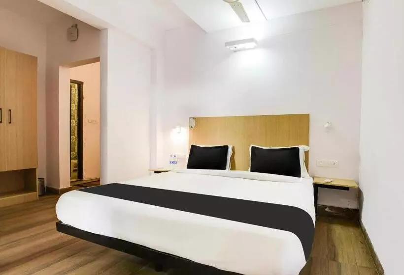 هتل Oyo Flagship Candolim Home Stay